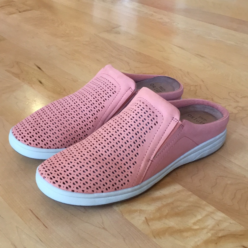 EARTH ORIGINS | Emilia Leather Mule In Peach Color